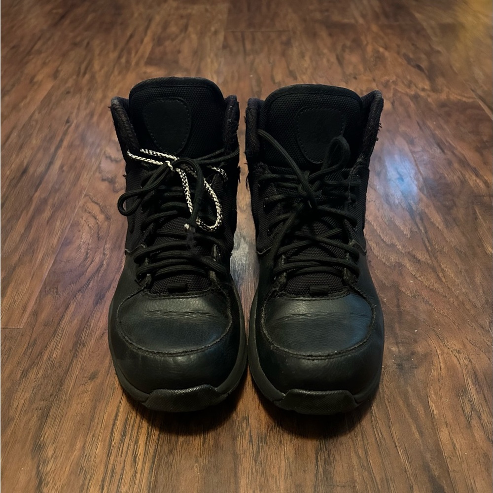 Nike Boots